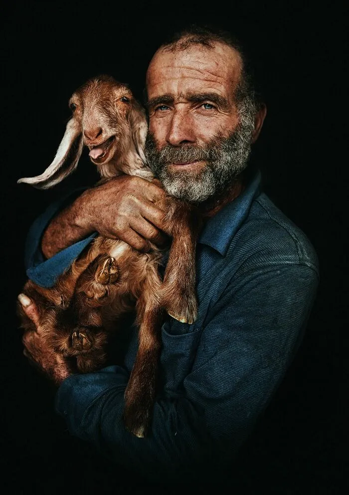 Photographer Captures The Raw, Unscripted Beauty Of The Human Face (38 Pics)