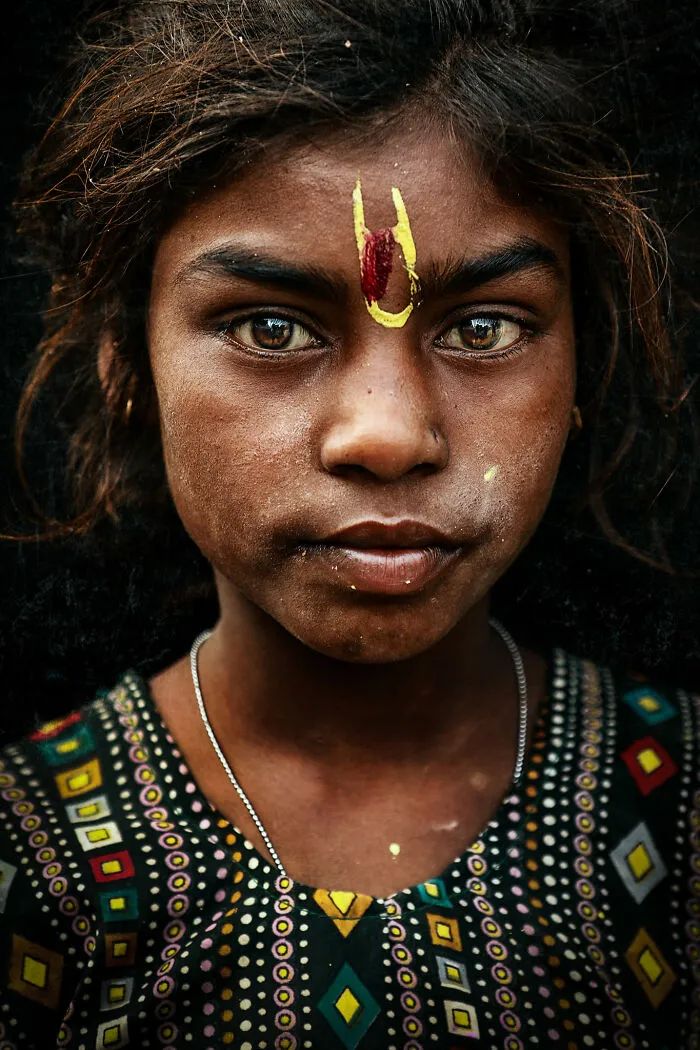 Photographer Captures The Raw, Unscripted Beauty Of The Human Face (38 Pics)