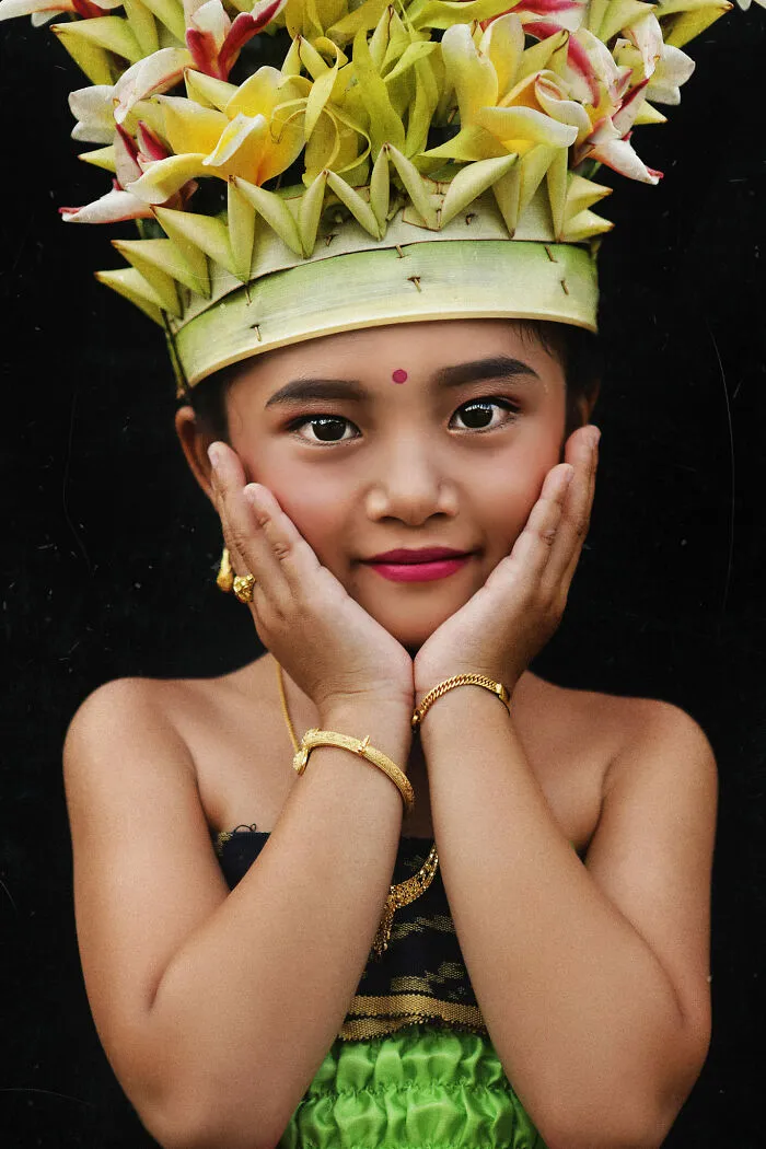 Photographer Captures The Raw, Unscripted Beauty Of The Human Face (38 Pics)