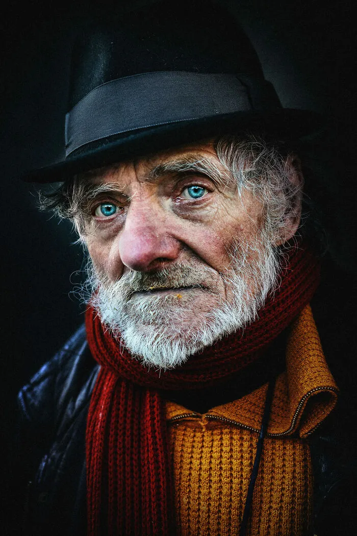Photographer Captures The Raw, Unscripted Beauty Of The Human Face (38 Pics)