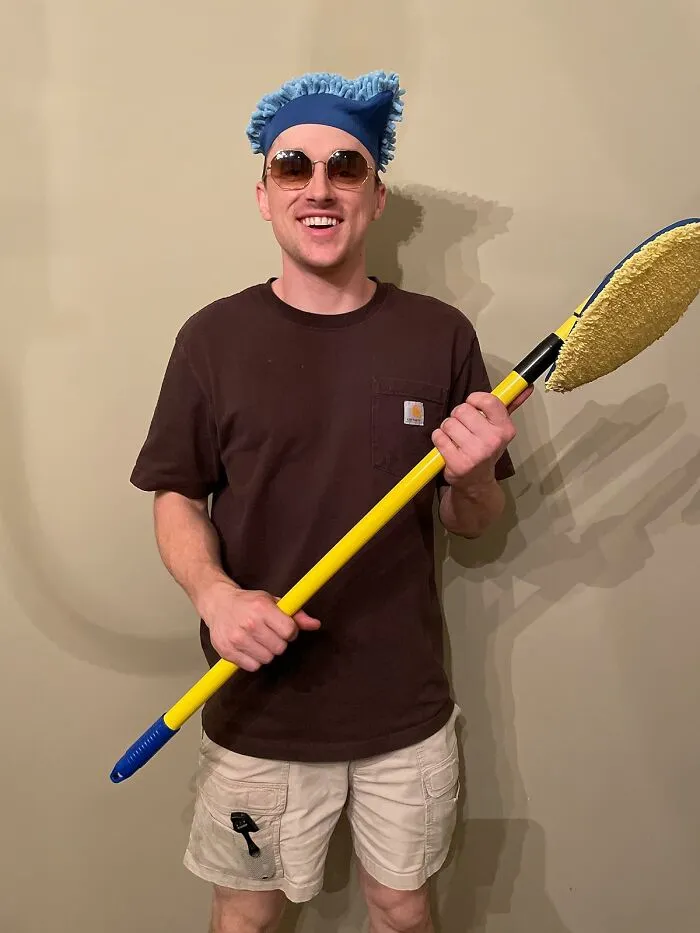 Your Walls Are Hiding More Dirt Than A Spy Movie Plot, But The <a Style="Display:inline;" Href="Https://Www.amazon.com/Chomp-Long-Handle-Dust-Mop/Dp/B011ry65wo?ie=utf8&th=1&linkcode=ll1&tag=bpwombat-20&linkid=1f90fc4aa123f5a120f6b4227c7655f2&language=en_us&ref_=as_li_ss_tl" Target="_blank"><span Style="Font: Inherit; Color: #d74b1f;"> Chomp Long Handle Wall Cleaner </Span> Is Here To Expose The Truth