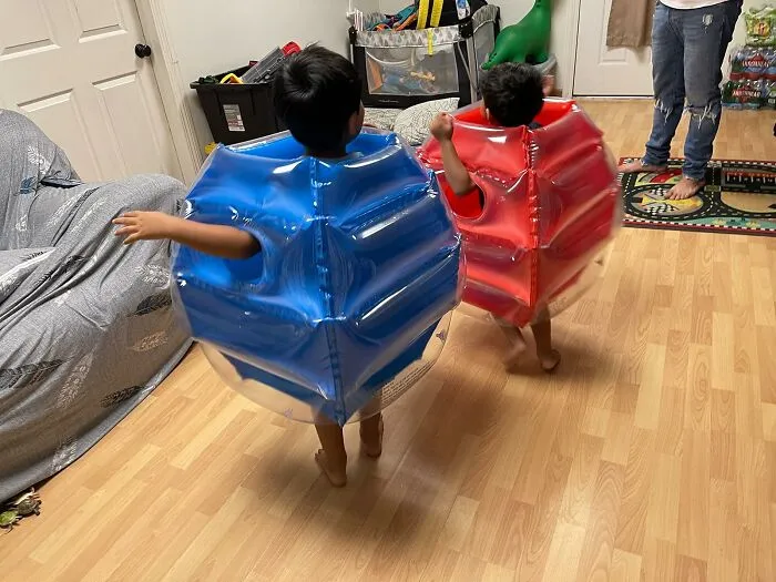 These <a Style="Display:inline;" Href="Https://Www.amazon.com/Banzai-Bump-Bounce-Body-Bumpers/Dp/B01b1x3uss?ie=utf8&linkcode=ll1&tag=bpbanana-20&linkid=aeb4a991aa54b83f27fb27f23eb5149f&language=en_us&ref_=as_li_ss_tl" Target="_blank"> <span Style="Font: Inherit; Color: #d74b1f;"> Bump N' Bounce Body Bumpers </Span> Turn Kids Into Human Bumper Cars, Because Who Needs Personal Space When You Can Bounce Off Walls Instead?