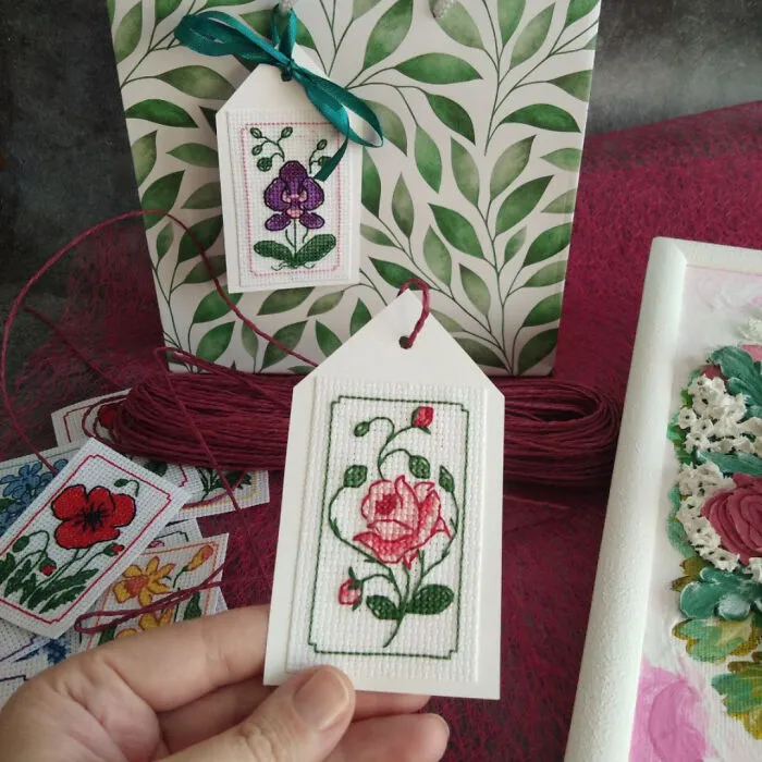 From Office Routine To Cross-Stitch: How I Swapped A Steady Salary For A World Of Creativity (35 Pics)