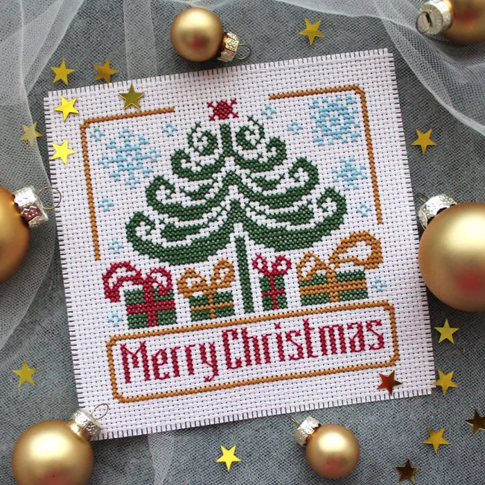 From Office Routine To Cross-Stitch: How I Swapped A Steady Salary For A World Of Creativity (35 Pics)