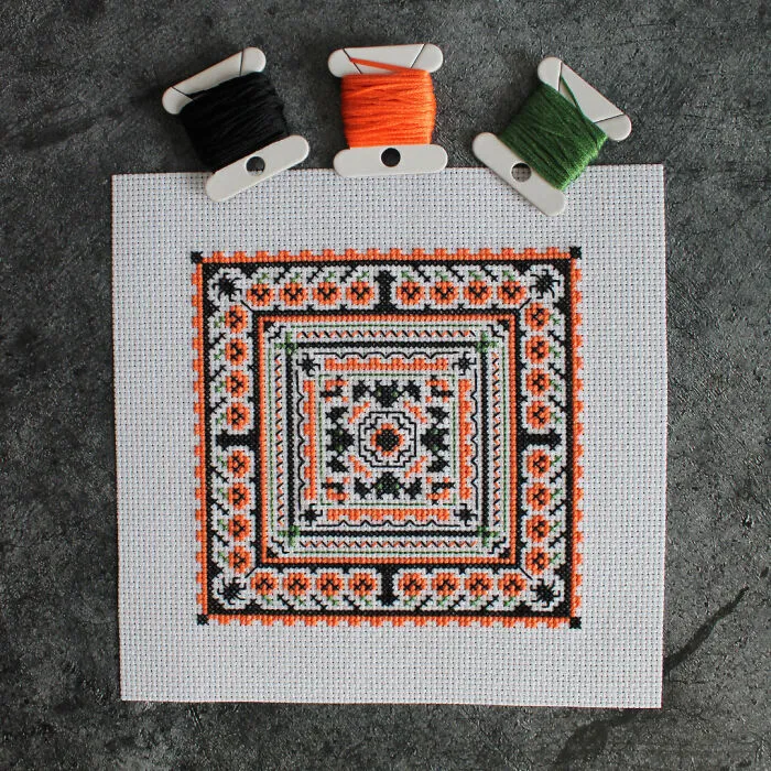 From Office Routine To Cross-Stitch: How I Swapped A Steady Salary For A World Of Creativity (35 Pics)