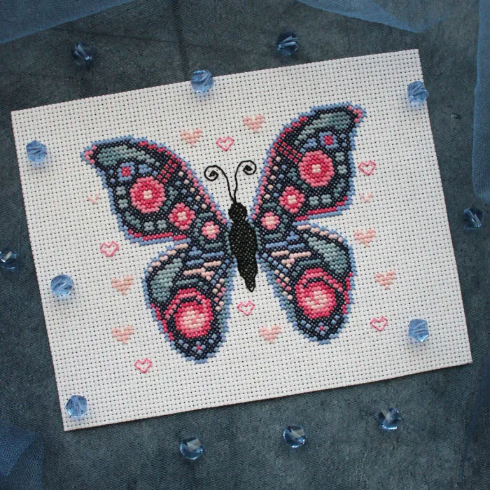 From Office Routine To Cross-Stitch: How I Swapped A Steady Salary For A World Of Creativity (35 Pics)