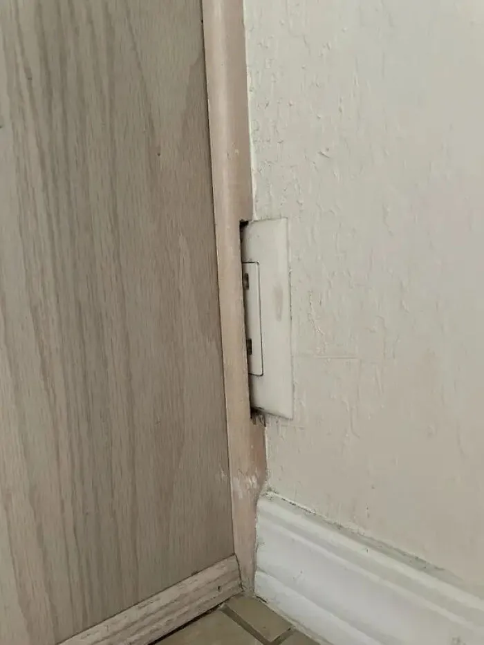 There Is No Available Outlet! Yes There Is