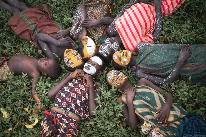 Daniel Kordan’s Captivating Portraits Of Ethiopian People (30 Pics)