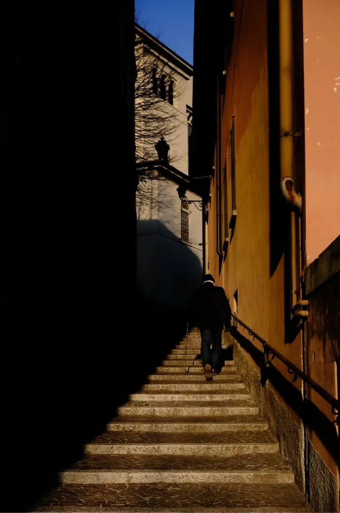Photographer Transforms Everyday Moments Into Abstract Street Art (40 Pics)