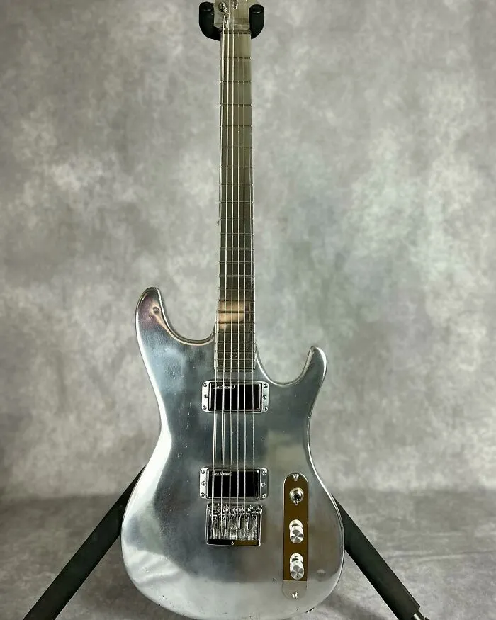 Burls Art Crafted 28 Extraordinary Guitars Using Unconventional Materials