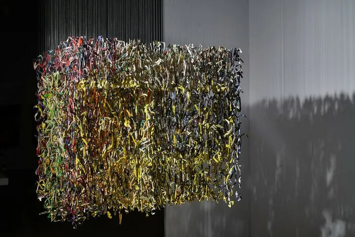 Artist Paints 3D Abstract Sculptures Of People (25 Pics)