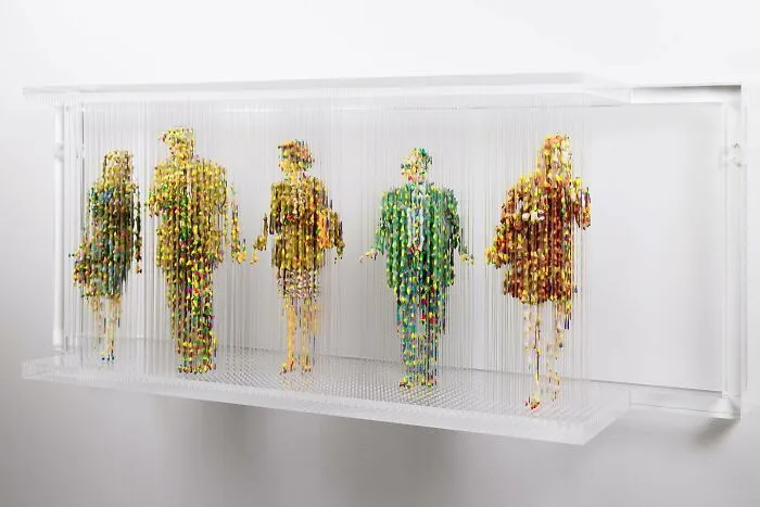 Artist Paints 3D Abstract Sculptures Of People (25 Pics)