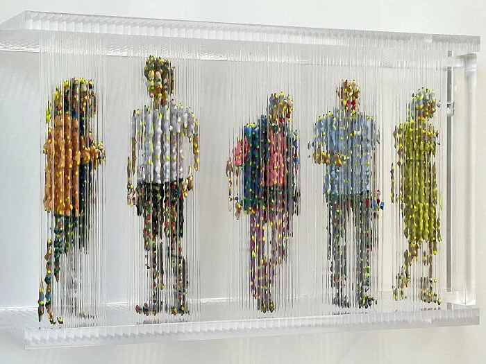 Artist Paints 3D Abstract Sculptures Of People (25 Pics)