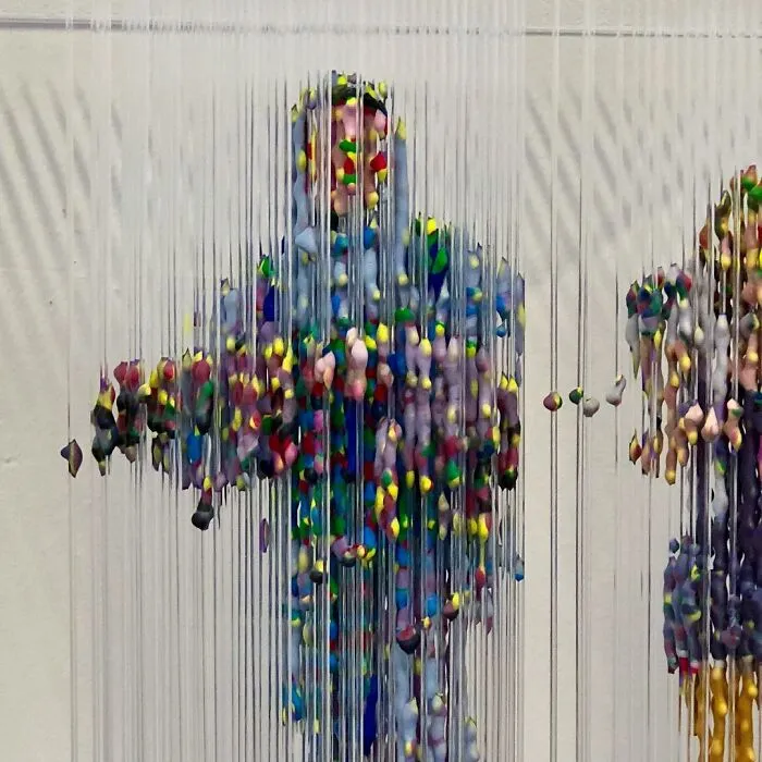 Artist Paints 3D Abstract Sculptures Of People (25 Pics)
