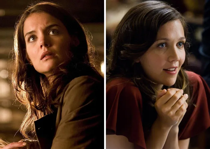 Katie Holmes en la franquicia Batman de Christopher Nolan. Tras aparecer en Batman Begins, Holmes no regresó para la segunda película, La noche oscura. La sustituyó Maggie Gyllenhaal