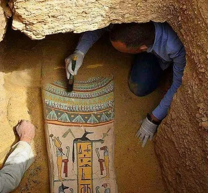 New Discovery In Saqqara, Giza, Egypt, As It Was Painted Yesterday