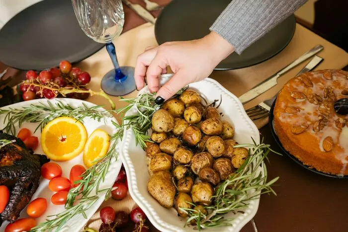 30 People Who Cook Smarter, Not Harder, Share Their Favorite Kitchen Cheats