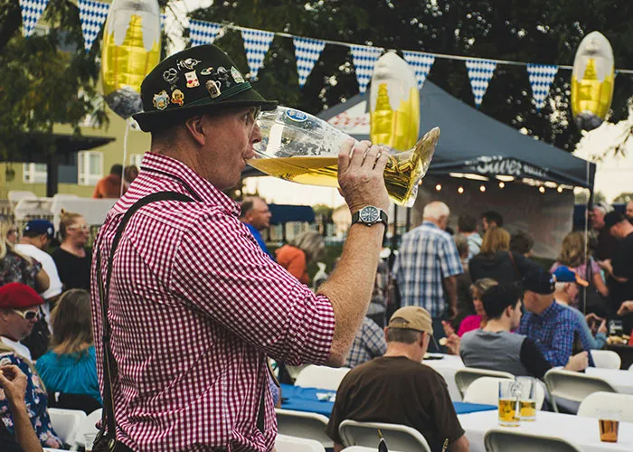 30 People Share What's The Myth That Many Foreigners Still Accept As Reality About Their Country