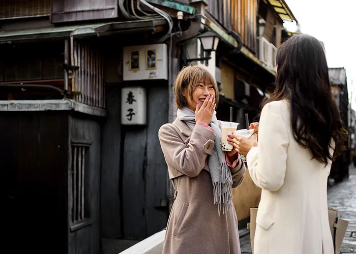 30 People Share What's The Myth That Many Foreigners Still Accept As Reality About Their Country
