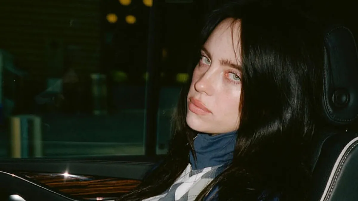 “Get A Refund”: People Spot X-Rated Detail On Billie Eilish Merch, Slam Quality