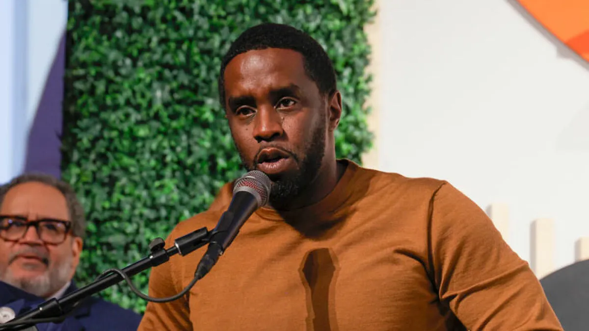 “Ship’s About To Sink”: Diddy's Lawyer Abruptly Quits As Trial Date Approaches
