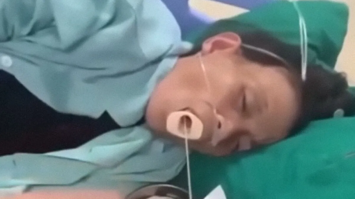 Disturbing Video Of Tapeworm Being Extracted From Woman's Mouth Is Going Viral
