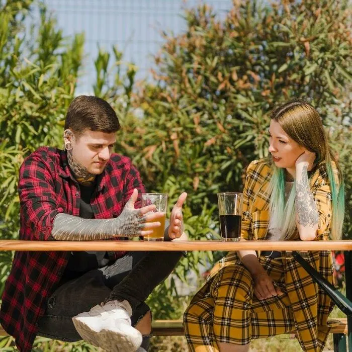 40 Examples Of How People Handled Neighbors That Would Only Interact With Their Partners