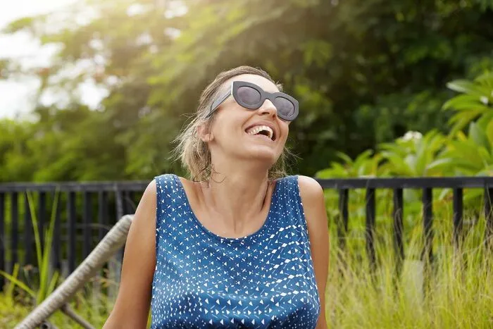 40 Examples Of How People Handled Neighbors That Would Only Interact With Their Partners