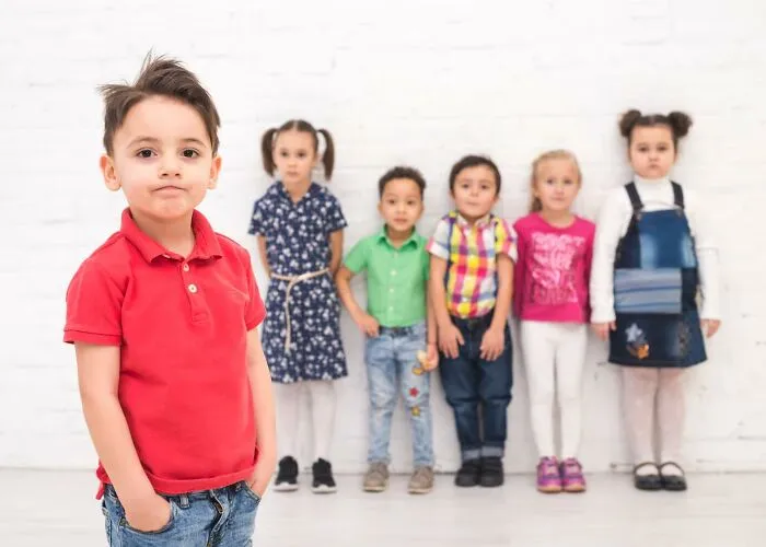 30 People Share Their Non-Negotiable Household Rules, And Some Are Downright Bizarre