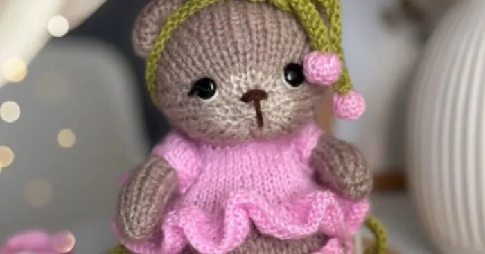 I Made Knitting Pattern Spring Outfit For Girl Bear