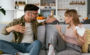 Two Mooches Never Chip In For Dinners, Take Major Offense When This Is Finally Pointed Out
