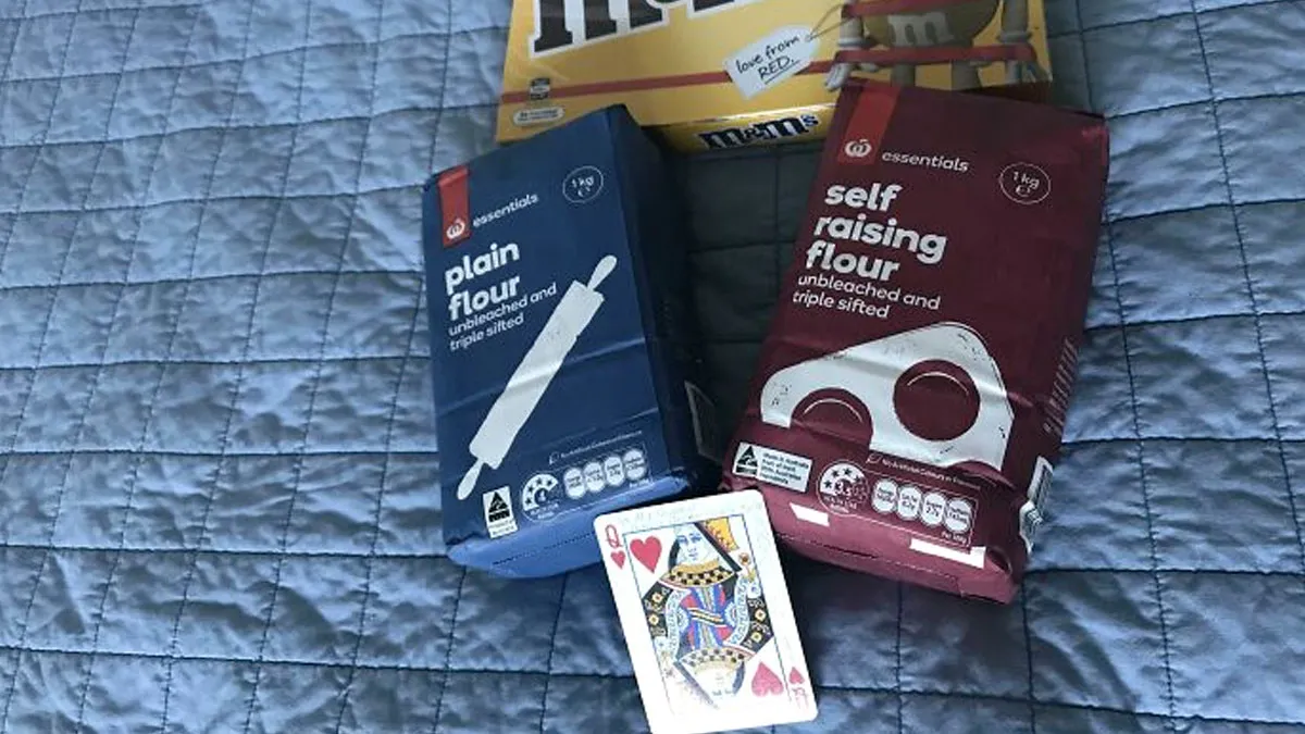 32 Times Folks Were Damn Spot-On And Witty When Giving Valentine's Day Gifts To Their Closest People