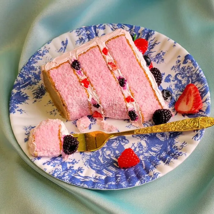These Embroidered Desserts By Heather Ríos Might Make You Feel Hungry (30 Pics)