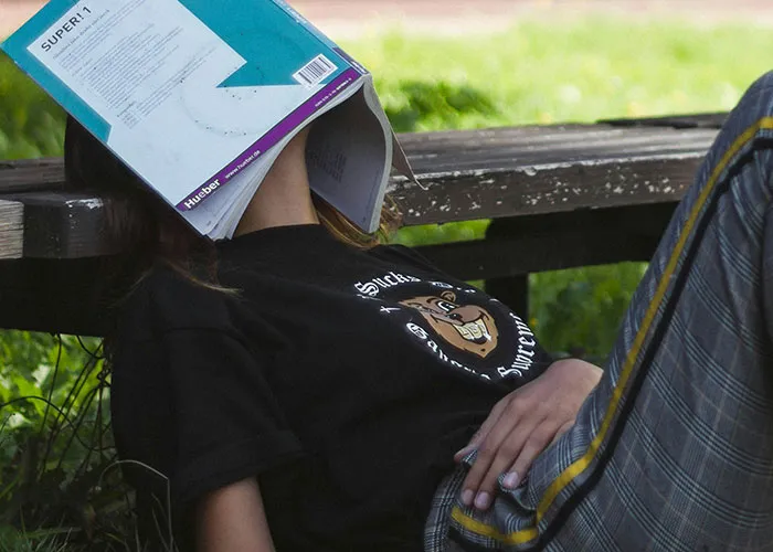 30 Must-Have Life Skills That Nobody Taught These Internet Users