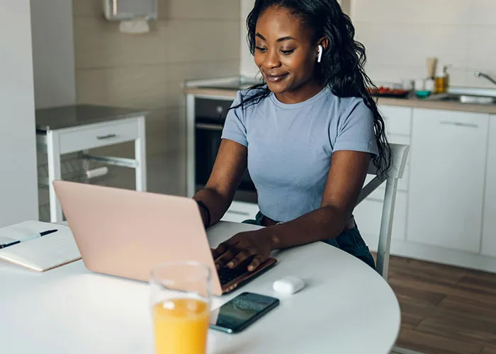 30 Must-Have Life Skills That Nobody Taught These Internet Users