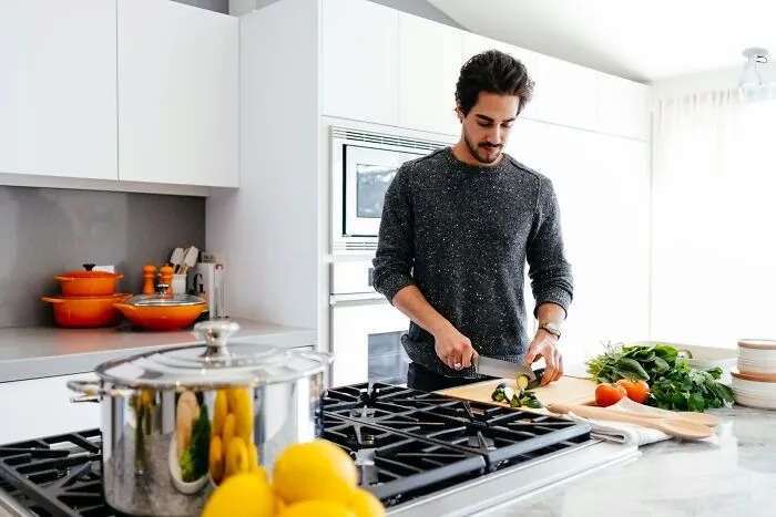 30 People Who Cook Smarter, Not Harder, Share Their Favorite Kitchen Cheats