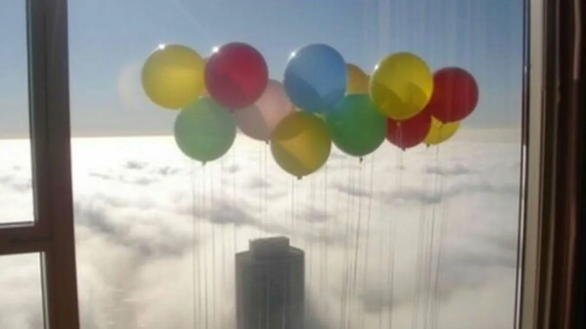 30 Liminal Spaces That You May Either Want To Get Out Of ASAP Or Stay In Forever