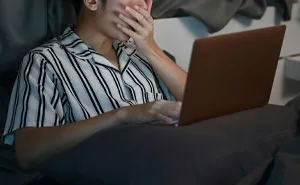 Guy Discovers What’s On His GF’s Laptop That She “Guards With Her Life”