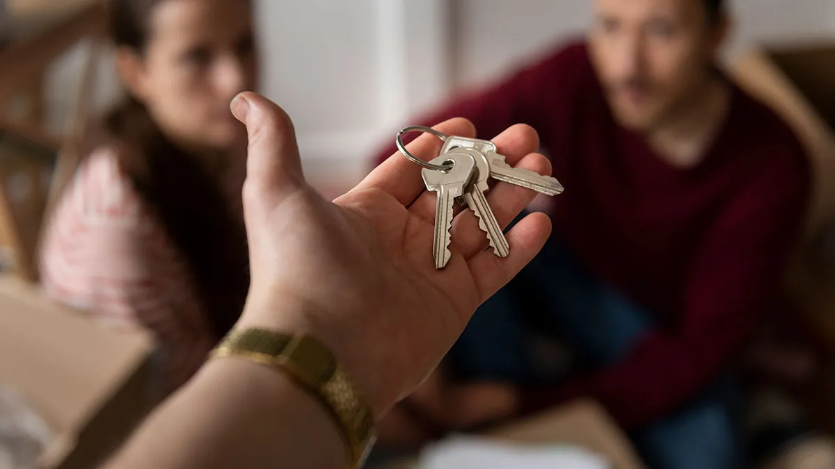 Woman Rethinks Marriage After Fiancé Won't Let Daughter’s Boyfriend Move Into His Home