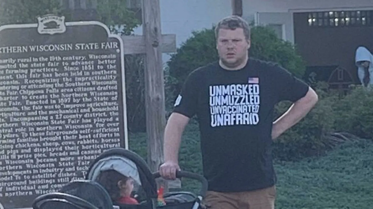 35 Times Men Were So Hilariously Out Of Touch, They Earned The Title Of “Male Karen”