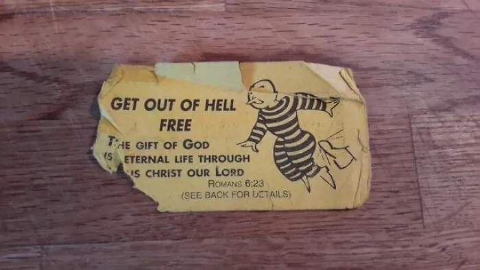 37 Of The Most Random Items People Always Carry - From No Reason At All To Surprisingly Adorable
