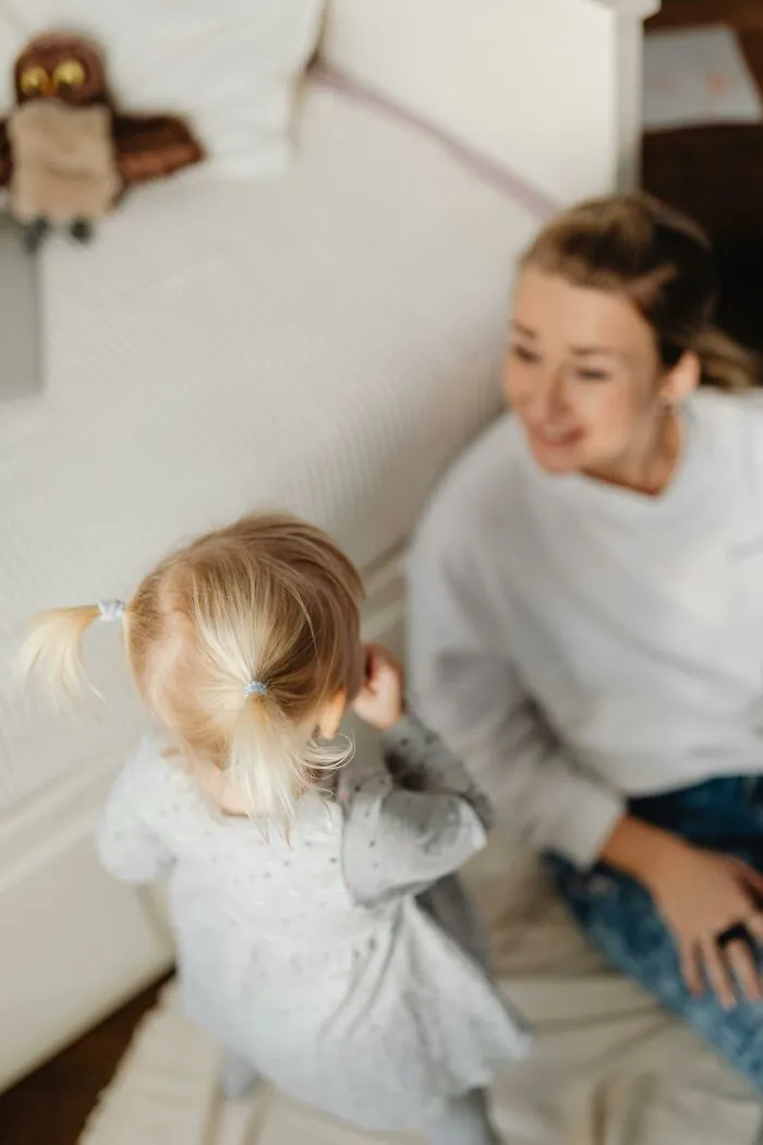 “I'm No Contact With My Parents”: 30 Parents’ Mistakes Millennials Swear Not To Repeat