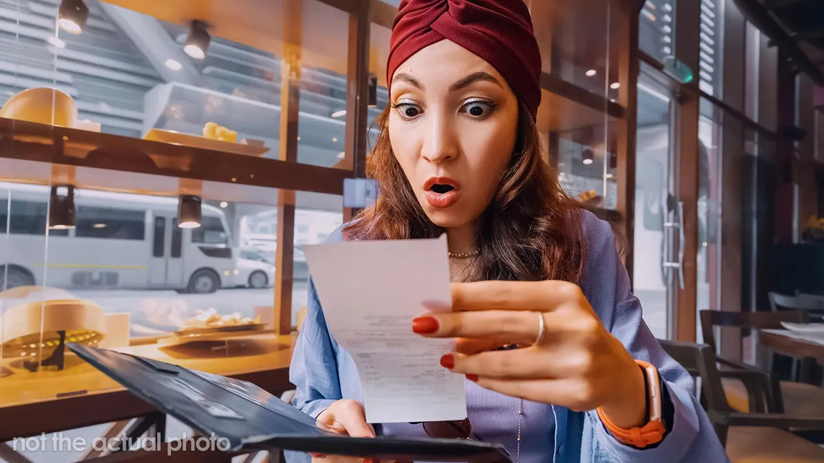 Woman Attends Upscale Birthday Party, Ends Up Paying For Her Own Meal And Losing A Friendship