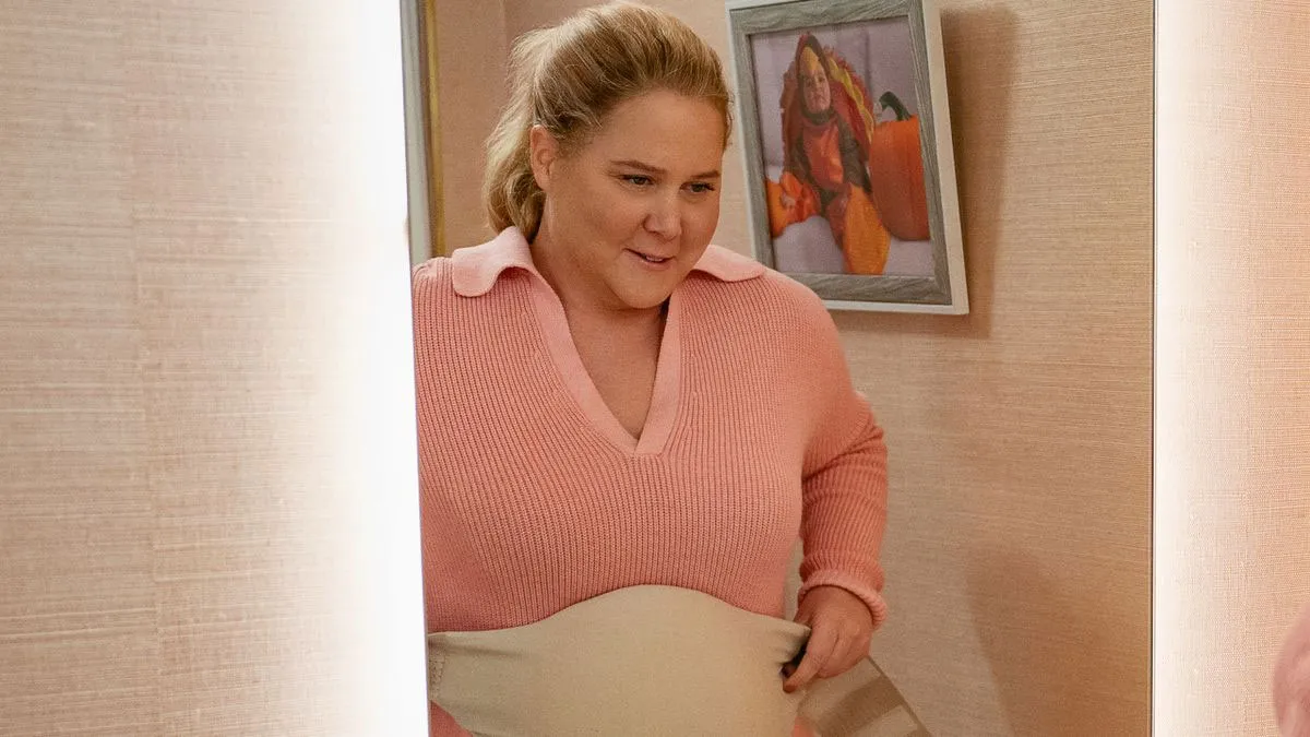 "Netflix Needs To Stop": Amy Schumer's New Movie Is In Top 10, People Are Very Confused