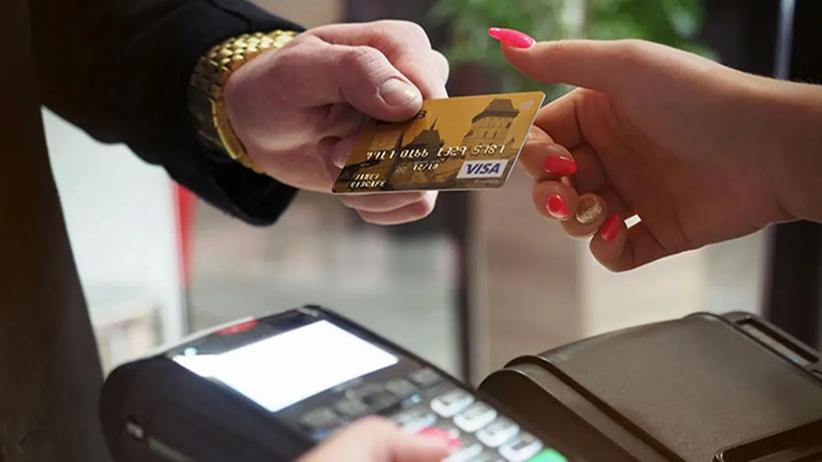 Man Refuses To Continue Pay-It-Forward Chain, Asks The Internet If He's A Jerk