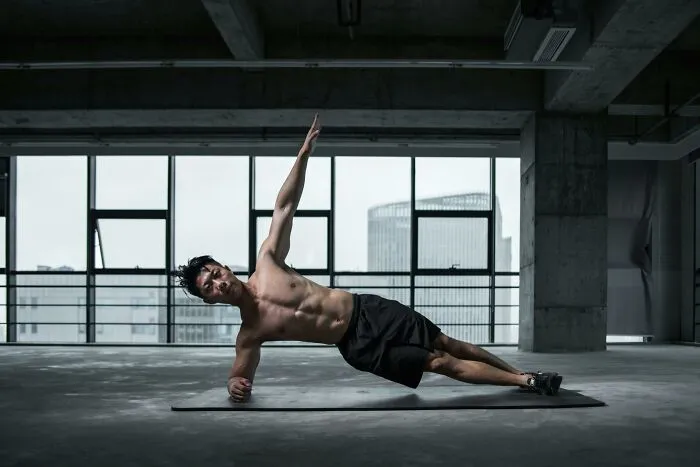 "What’s The Biggest Fitness Myth That Just Won’t Die?" (30 Responses)