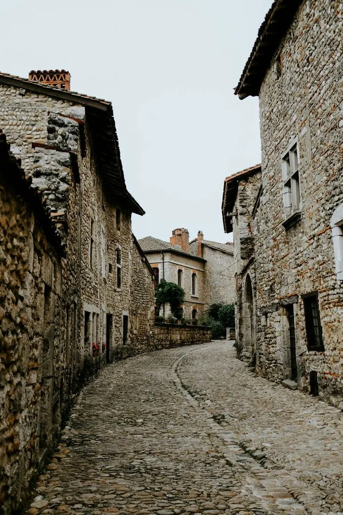 30 Culture Shocks That Left People Reevaluating Their Perception Of Life