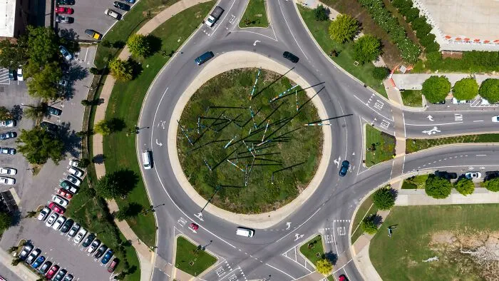 All Stoplights Should Be Turned Into Roundabouts