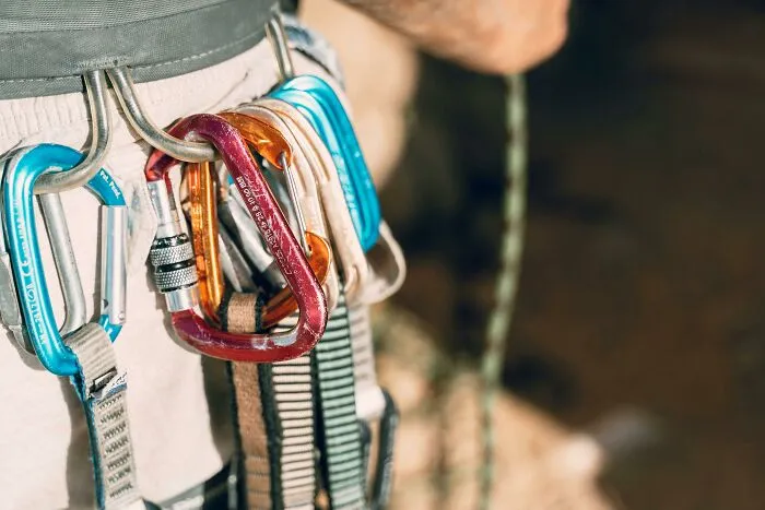 Netizens Share Their 41 “Must-Haves” For Travelling, From The Obvious To Super Specific Items