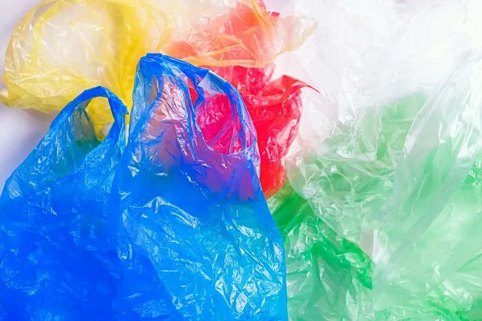 30 Folks Online Said These Things Are “Must-Haves” During Any Trip